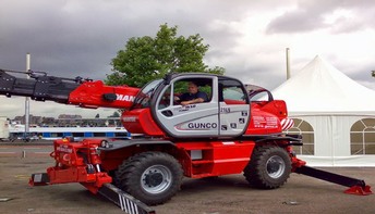 Safemen GmbH - Manitou Teleskoplader Drehkanzel Holland Festival